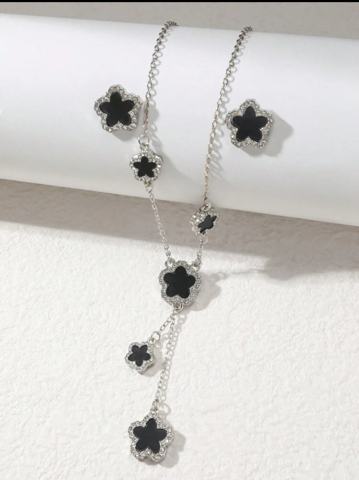 Clover Set Blackie